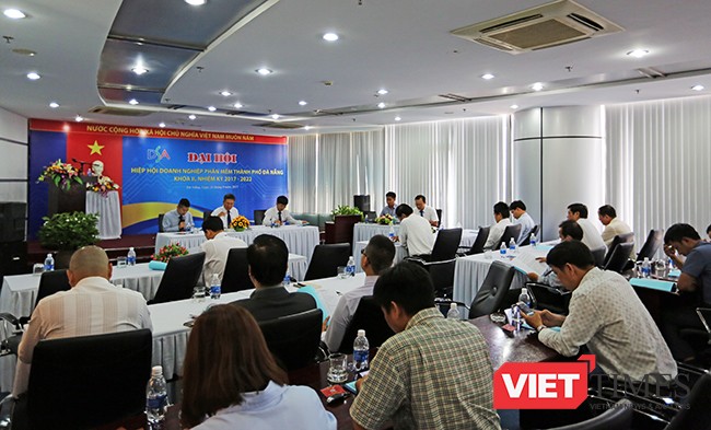 Chiều 28/9, Hiệp hội doanh nghiệp phần mềm TP Đà Nẵng đã tổ chức Đại hội tổng kết hoạt động khóa I (nhiệm kỳ 2010-2017) và bàn phương hướng hoạt động khóa II (nhiệm kỳ 2017-2022).