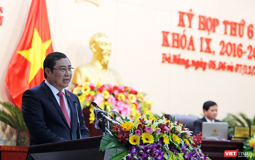 Chủ tịch UBND TP Đà Nẵng Huỳnh Đức Thơ cho rằng các vấn đề ở Sơn Trà đừng để gây rắc rối đời sống chính trị của Đà Nẵng!