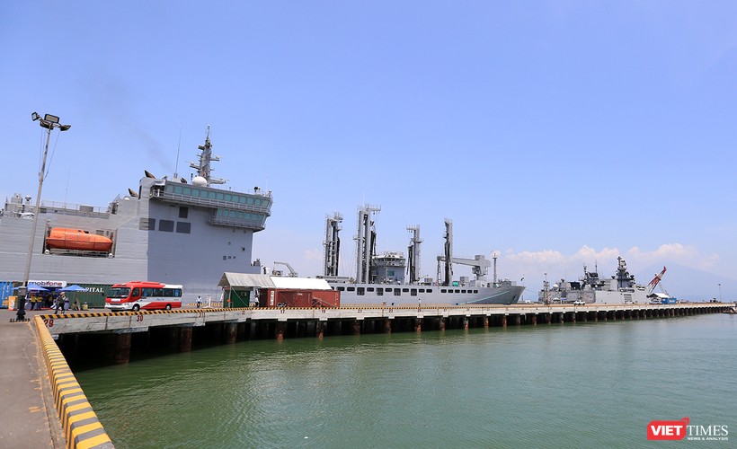 Đội tàu Hải quân của Ấn Độ gồm mang tên Sahyadri, Shakti, Kamorta cùng 913 sỹ quan, thủy thủ đoàn đã cập cảng Tiên Sa, chính thức bắt đâu chuyến thăm hữu nghị TP Đà Nẵng.