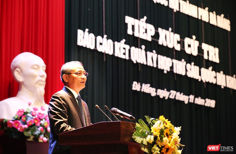 Bí thư Đà Nẵng Trương Quang Nghĩa tại Hội nghị tiếp xúc cử tri các quận trên địa bàn TP Đà Nẵng sáng 27/11.