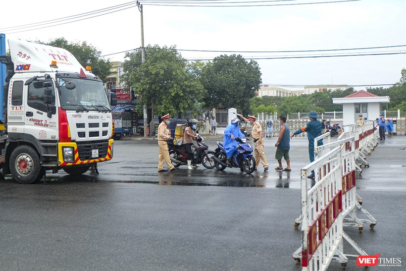 Chốt kiểm soát phòng, chống dịch COVID-19 giữa Đà Nẵng và Quảng Nam sẽ chính thức dỡ bỏ từ ngày mai, người dân Đà Nẵng đến Quảng Nam không phải khai báo y tế