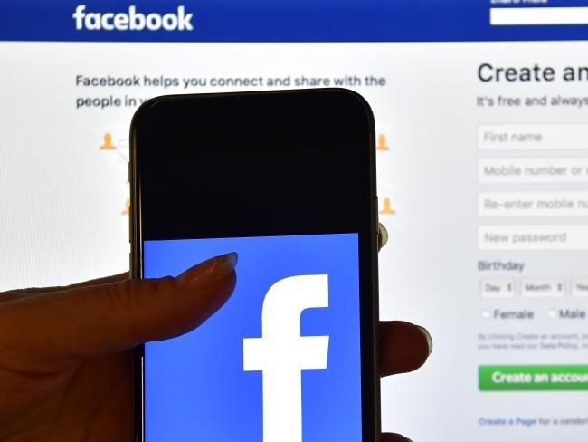 Facebook bị kiện vì đăng hình khỏa thân. (Nguồn: Getty Images)