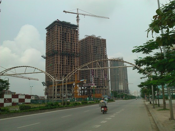 1 km đường Lê Văn Lương có tới 33 dự án (Ảnh minh họa).