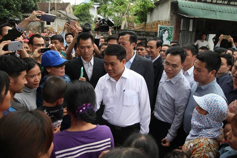 Chủ tịch UBND Hà Nội, ông Nguyễn Đức Chung đã phải đối thoại trực tiếp với dân Đồng Tâm, Mỹ Đức.