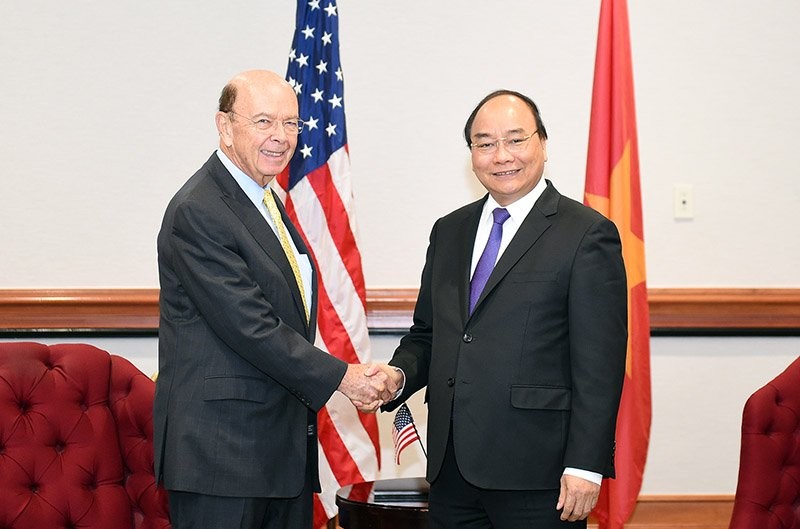 Thủ tướng Nguyễn Xuân Phúc đã có cuộc gặp với Bộ trưởng Bộ Thương mại Hoa Kỳ Wilbur Ross.