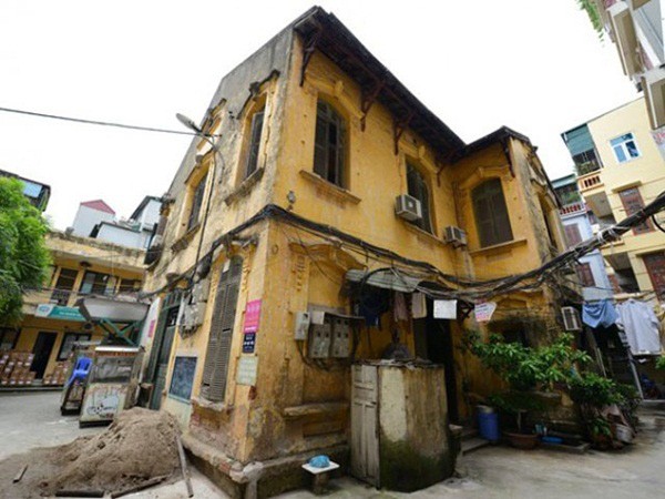 Một biệt thự cũ trên phố Tăng Bạt Hổ, quận Hai Bà Trưng, Hà Nội. (Nguồn: internet)