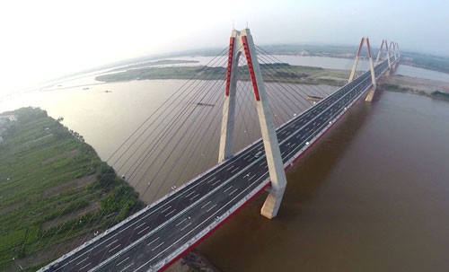 Theo quy hoạch, từ nay đến 2030 TP Hà Nội sẽ xây dựng 18 cầu vượt sông Hồng, Đuống, Đáy, Đà - Ảnh: VnExpress.