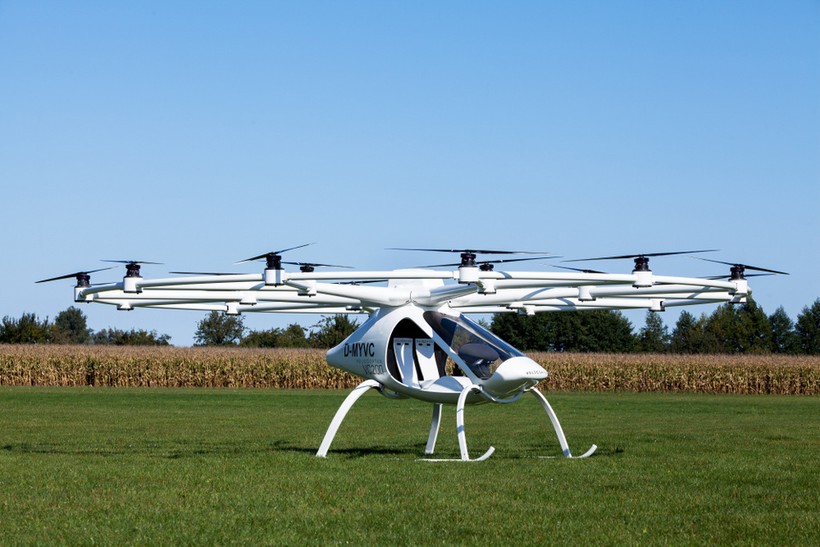 Volocopter: 'drone' 18 cánh quạt có thể chở người, động cơ điện, tốc độ tối đa 100 km/h