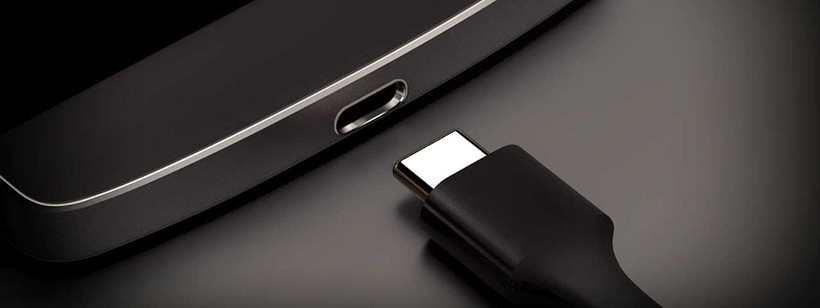 Chuẩn USB-C được bổ sung tính năng chứng thực thiết bị hợp lệ, người dùng có thể cấp quyền kết nối