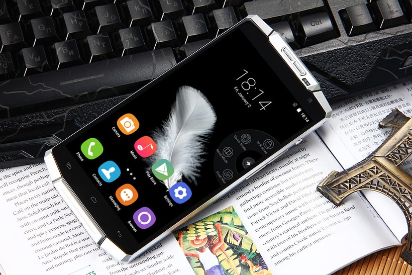 Smartphone pin 'siêu khủng' Oukitel có mặt tại Việt Nam