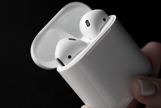Tại sao Apple chưa bán ra tai nghe Bluetooth Airpods?