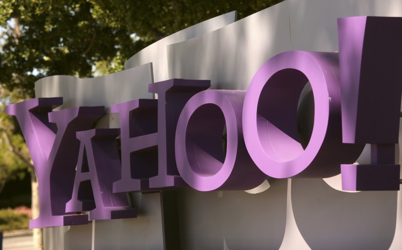 Giá trị Yahoo sụt giảm sau khi công bố rò rỉ dữ liệu