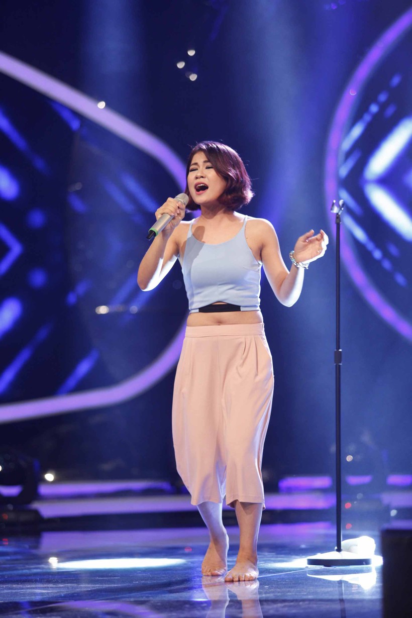 Hà Nhi trên sân khấu Vietnam Idol 2015
