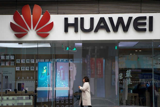 Trước lệnh cấm vận của Hoa Kỳ, Huawei tăng cường tầm ảnh hưởng ở thị trường châu Phi. Ảnh: The Tribune