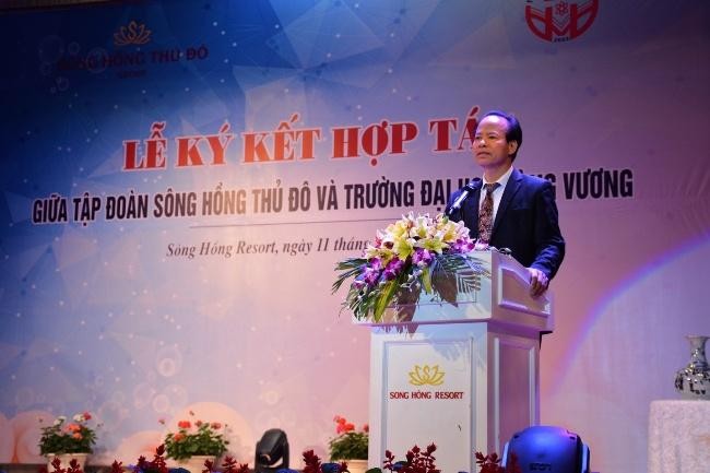 Ông Nguyễn Văn Niên - Chủ tịch Sông Hồng Thủ Đô - từng là Tổng Giám đốc của Tổng Công ty Bến Thành Matxcova (Nguồn: Đại học Hùng Vương)