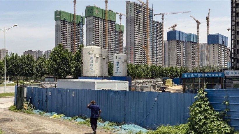 Một công trường xây dựng ở Trịnh Châu, Trung Quốc hồi đầu năm nay (Ảnh: Bloomberg)