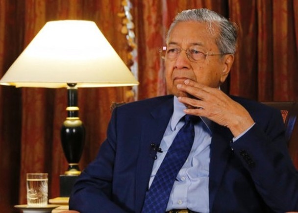 Ông Mahathir Mohamad có những tuyên bố cứng rắn với Trung Quốc ngay trước chuyến thăm Bắc Kinh 