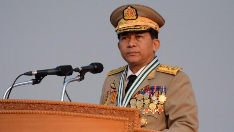 Thống tướng Min Aung Hlaing - Tổng tư lệnh quân đội Myanmar vừa bị Facebook xóa trang facebook cá nhân