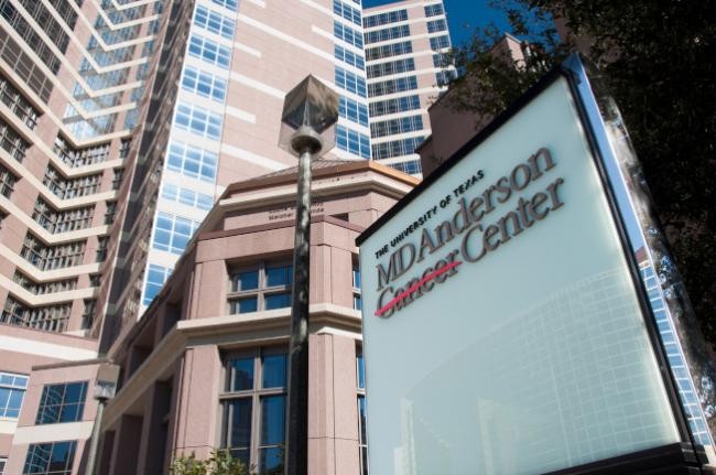 Trung tâm nghiên cứu và điều trị ung thư MD Anderson ở Houston nơi có 9 nhà khoa học gốc Hoa bị đuổi việc