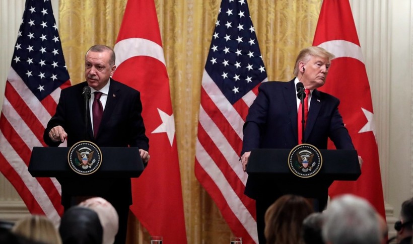 Những phát biểu của hai nhà lãnh đạo tại cuộc họp báo và các quan chức sau đó cho thấy chuyến thăm của ông Erdogan tới Mỹ không giúp giảm được căng thẳng trong quan hệ Mỹ - Thổ Nhĩ Kỳ.
