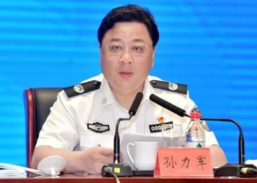 Tôn Lực Quân, Thứ trưởng Bộ Công an bị Ủy ban Kiểm tra kỷ luật TRung ương Trung Quốc tuyên bố điều tra vì "vi phạm kỷ luật, pháp luật nghiêm trọng" (Ảnh: Sina).