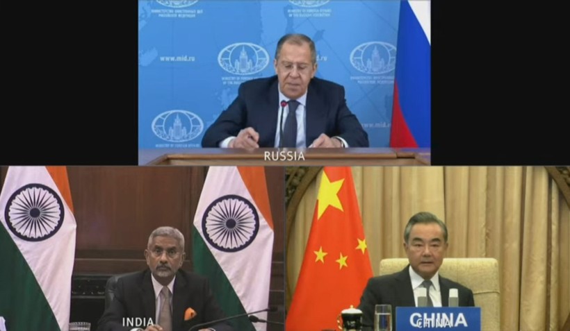 Ngày 23/6, Ngoại trưởng ba nước Nga-Trung-Ấn đã họp Hội nghị trực tuyến trực tuyến nhưng không đạt kết quả (Ảnh: Đa Chiều).