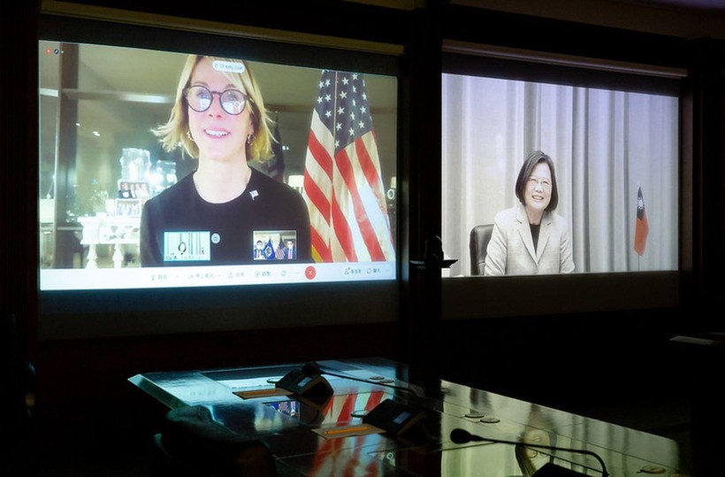 Đại sứ Mỹ tại Liên Hợp Quốc Kelly Craft điện đàm trực tuyến với bà Thái Anh Văn tối 13/1 khiến Trung Quốc giận dữ (Ảnh: Dwnews).