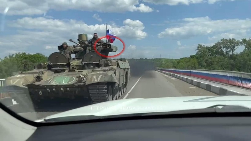 Ảnh chụp xe chiến đấu BMPT "Kẻ hủy diệt" tại Bakmut, cách Donetsk 89 km đăng trên Censor.net (Ảnh: Newtalk).