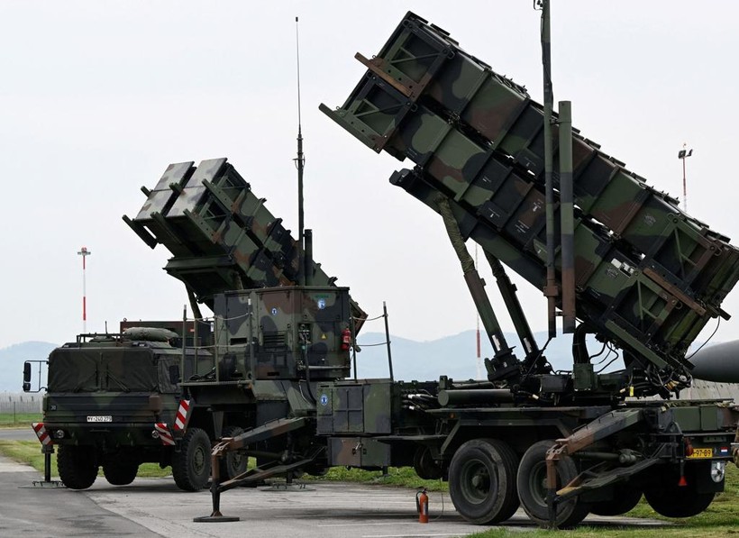 Mỹ quyết định sẽ cung cấp hệ thống tên lửa phòng không hiện đại Patriot cho Ukraine (Ảnh: Reuters).