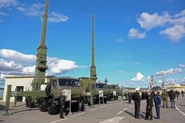 Hệ thống tác chiến điện tử "Murmansk-BN" mạnh nhất thế giới của Nga (Ảnh: LTN).
