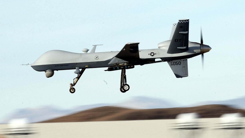 Máy bay không người lái trinh sát-tấn công MQ-9 Reaper - một hệ thống vũ khí tự chủ của Mỹ (Ảnh: USAF).