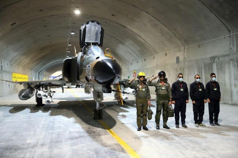 Căn cứ không quân ngầm của quân đội Iran. Ảnh South Front