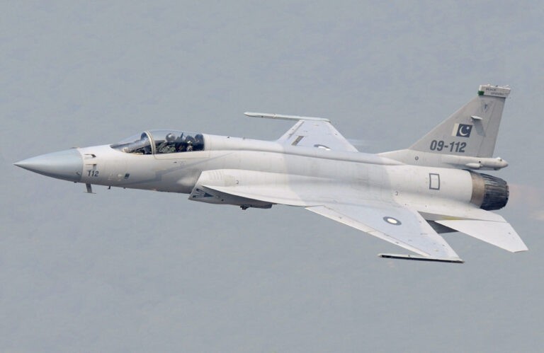 Máy bay JF-17 Thành Đô do Pakistan và Trung Quốc đồng sản xuất. Ảnh Shimin Gu