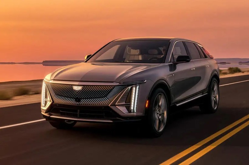 General Motors khởi đầu sự phục hồi lại thị trường châu Âu bằng mẫu xe điện Cadillac Lyriq. Ảnh AutoCar