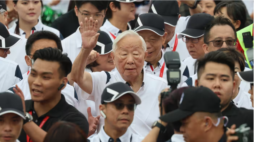 Người sáng lập TSMC Morris Chang tham dự một sự kiện ngày hội thể thao ở Tân Trúc, Đài Loan (ảnh: Nikkei Asia)