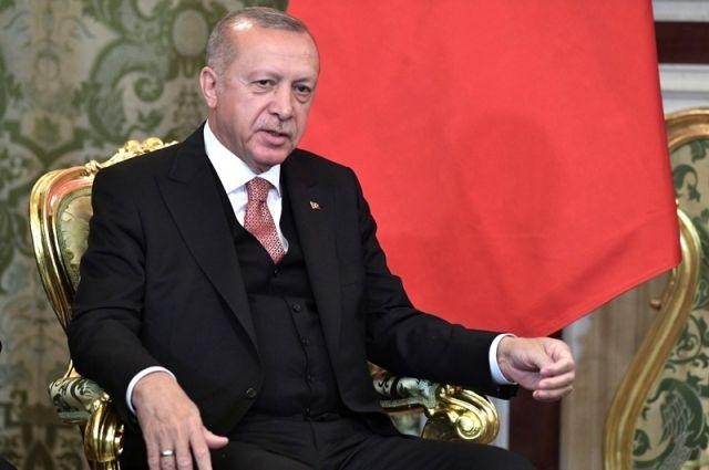 Thổ Nhĩ Kỳ muốn làm trung gian hòa giải cho căng thẳng Nga-Ukraine (Ảnh: RIA)