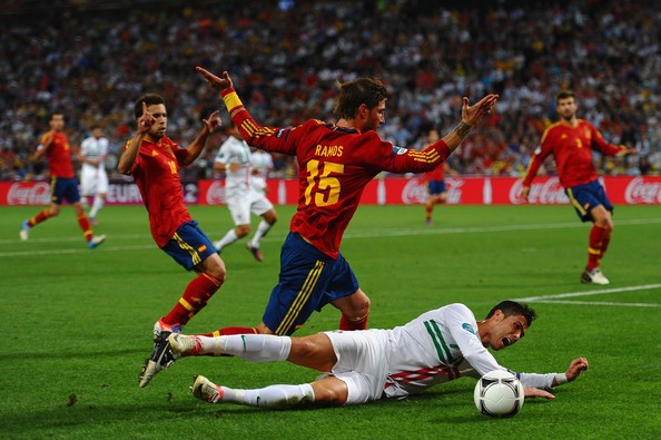Tây Ban Nha đã vượt qua Bồ Đào Nha với tỷ số 1-0 tại World Cup 2010. Ảnh: AP 