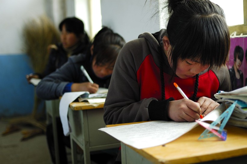 A classroom in Xingtai city, Hebei province, China. Photo credit: dewater / 123RF.
Một lớp học ở thành phố Xingtai, tỉnh Hà Bắc. Ảnh dewater/123RF
