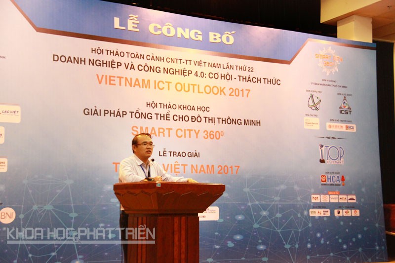 Ông Trần Anh Tuấn - Phó Chủ tịch HCA - giới thiệu nội dung Hội thảo VIO 2017
