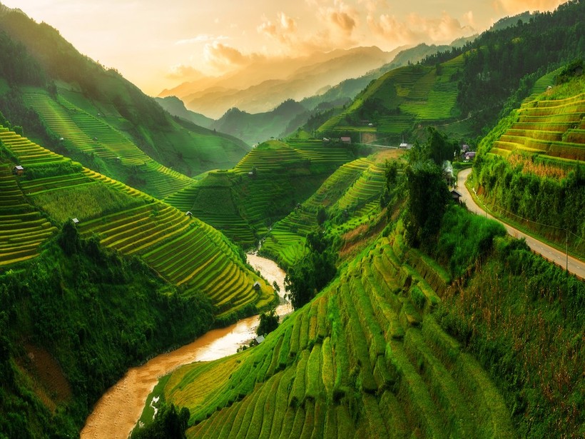 Núi Mù Cang Chải (Việt Nam) hiện lên trong ảnh đầy vẻ quyến rũ