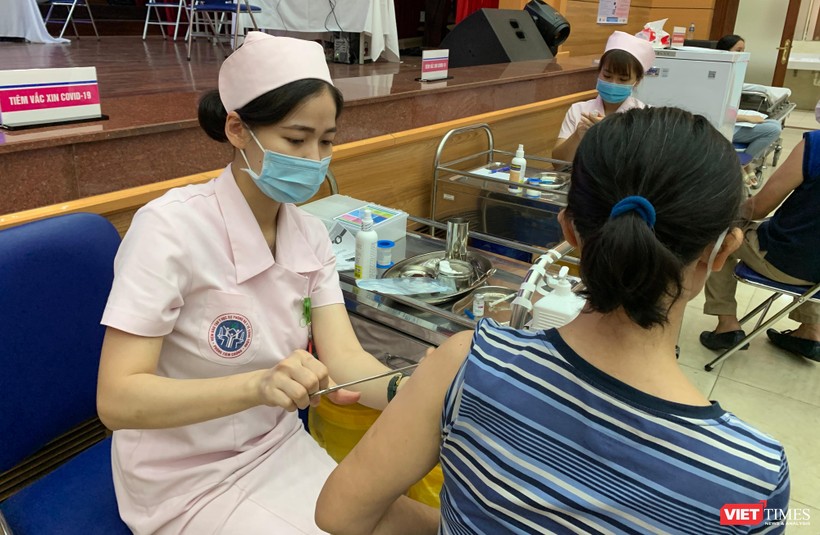 Hơn 100 triệu liều vắc xin đã được nhập về Việt Nam và tiêm cho người dân 