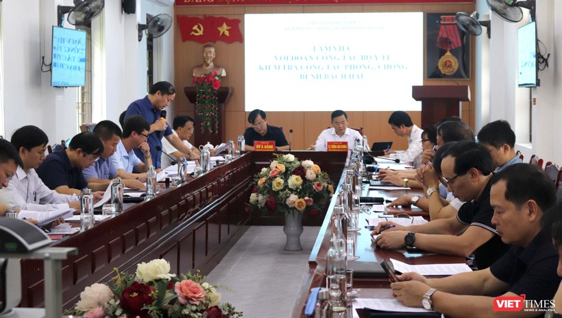 Đoàn công tác của Bộ Y tế làm việc với Ban chỉ đạo phòng, chống dịch tỉnh Điện Biên về hướng kiểm soát, ngăn chặn dịch lan rộng