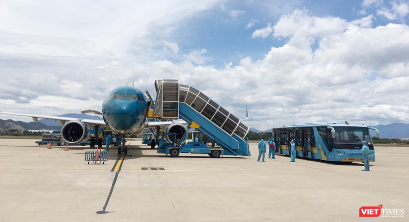 Chuyến bay giải cứu công dân ở nước ngoài về nước hạ cánh tại sân bay Đà Nẵng