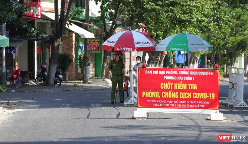 Chốt kiểm soát phòng dịch COVID-19 trên địa bàn TP Đà Nẵng