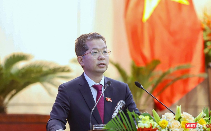 Bí thư Thành uỷ Đà Nẵng Nguyễn Văn Quảng phát biểu tại kỳ họp thứ 10, HĐND TP Đà Nẵng khoá X, diễn ra sáng ngày 13/12.