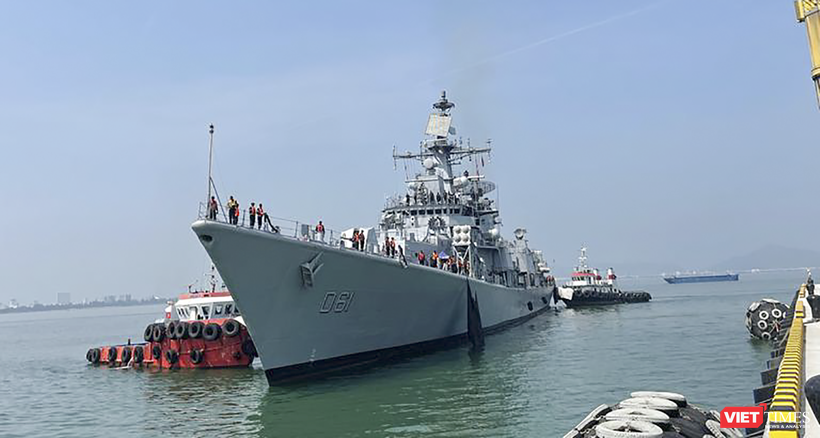 Đội tàu Hải quân Ấn Độ chuẩn bị cập cảng Tiên Sa, TP Đà Nẵng. (Ảnh ĐSQ):
