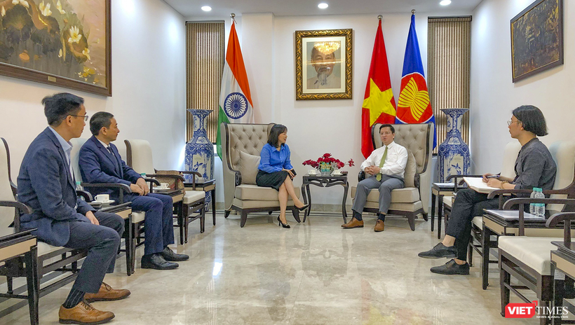 Lãnh đạo Sở Du lịch TP Đà Nẵng hội đàm cùng Đại sứ Việt Nam tại Ấn Độ trong chương trình xúc tiến du lịch trực tiếp tại thị trường Ấn Độ.