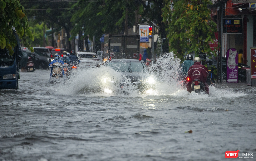 Đà Nẵng tiếp tục cho học sinh nghỉ học do mưa lớn và ngập lụt