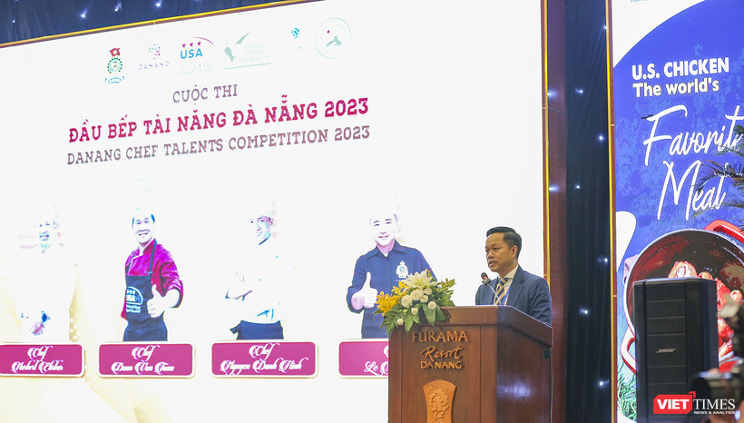 Ông Nguyễn Đức Quỳnh – Phó Chủ tịch Hội Du lịch TP Đà Nẵng phát biểu tại cuộc thi