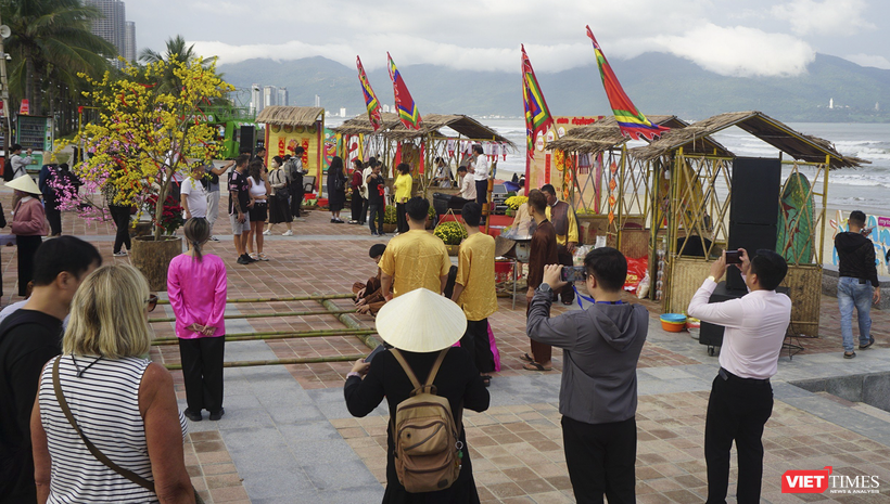 Chương trình Xuân yêu thương Đà Nẵng 2024 thu hút sự quan tâm của du khách